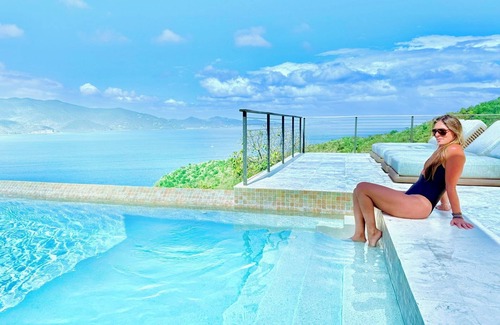 Estate Hansen Bay Villa | Phenomenal 3-Bed Pool and Hot Tub Villa with Vast Views, WiFi, AC, Back-Up Power