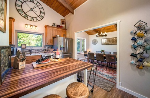 Beaverton Casa | Great Deals on Summer Stays!