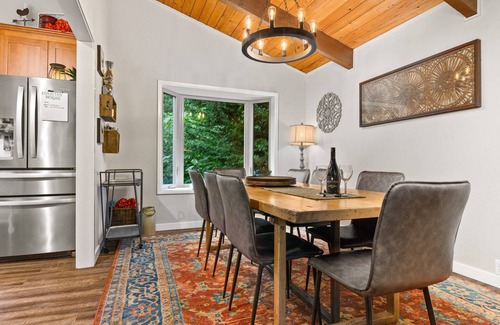 Beaverton Casa | Great Deals on Summer Stays!