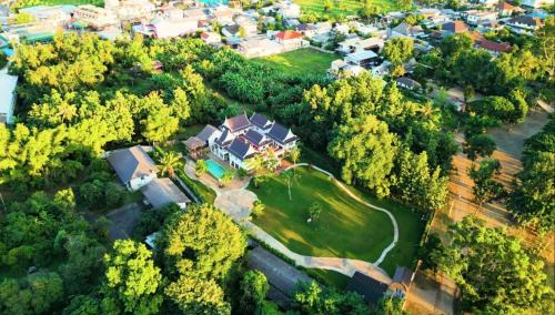 Pa Tan Villa | Phi Private Villa: Luxury Thai with Riverview