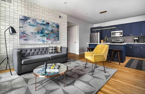 Fishtown Apartamento | Philly A Colorful Urban Oasis
