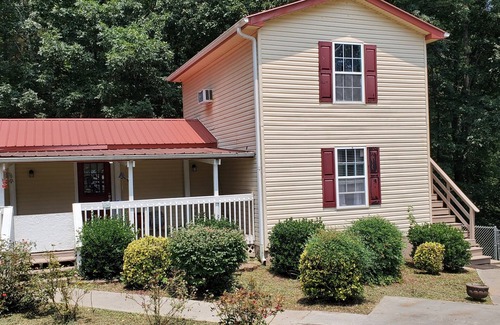 Maryville Casa | Philly first floor