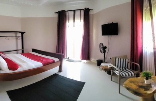 Kalangala Hotel | Philo Leisure Gardens