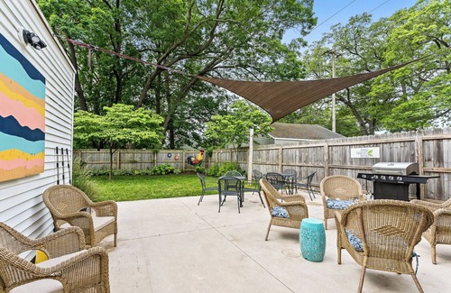 Lakeside Casa | Siempre Philo Ave, Muskegon, MI