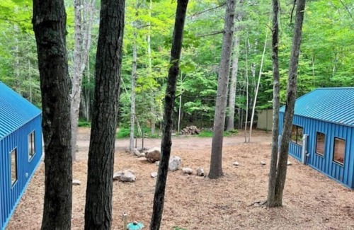Marquette Cabina | Philville Cabin A