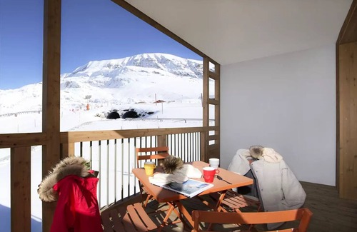 Bergers Apartamento | PHOC24 Wohnungsblick sehr sonnige Pisten