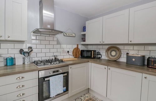 Ross-on-Wye Cabaña | PHOCLE RIDGE, pet friendly, with hot tub in Ross-On-Wye