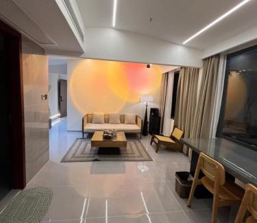 Fenghuang Casa | Phoenix Best River View B&B