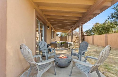 Pleasant Valley Estates Casa | Phoenix Haven - 4BR - Sleeps 10- Fire pit - Golf- Yard games