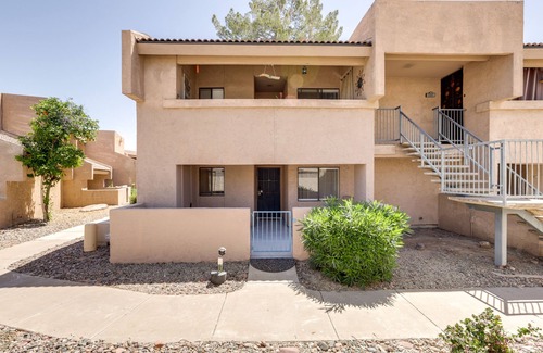 Lake Biltmore Village Condominio | Phoenix Home: Pool, Hot Tub & Near Spring Training