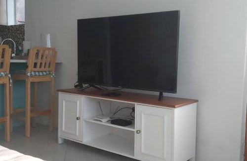 Langenhoven Park Apartamento | Phoenix, Langenhovenpark, Bfn near Inibos parkrun.