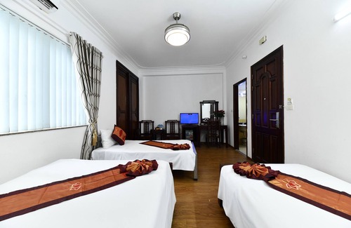 Hang Trong Hotel | Phoenix Legend Hotel