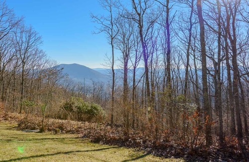 Jefferson Casa | Phoenix Mountain Lodge on Twickenham estate