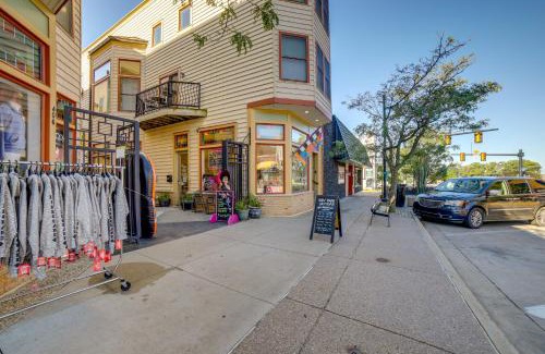 South Haven Apartamento | Phoenix Nest South Haven Condo River View!