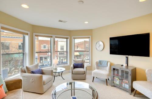 South Haven Apartamento | Phoenix Nest South Haven Condo River View!