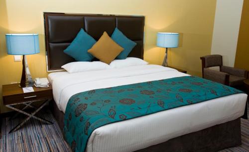 Al Wahdah Apartamento | Phoenix Plaza Hotel Apartments