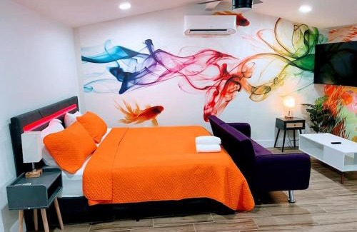 Downtown Phoenix Casa | Phoenix Retreat - Studio with King Bed - 10 min from Airp - Unit C
