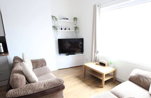 Fleetwood Apartamento | Phoenix Rise Summary: