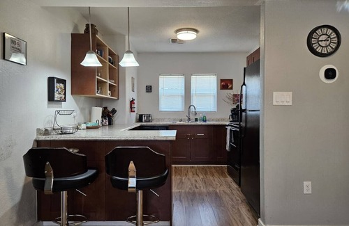 Garfield Casa | Phoenix Triplex all to your Self