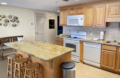 Orange Beach East Condominio | COMPLETE LA BRECHA Del 3 al 6 de junio y del 14 al 16 de junio, compare nuestro total de Phoenix X