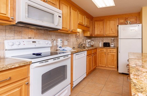 Orange Beach East Condominio | COMPLETE LA BRECHA Del 3 al 6 de junio y del 14 al 16 de junio, compare nuestro total de Phoenix X