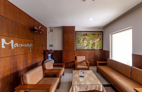 District 9 Hotel | Phong Lan 2 Hotel