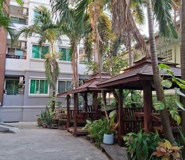 Bang Phli Apartamento | Phuengthong Building Mega Bangna