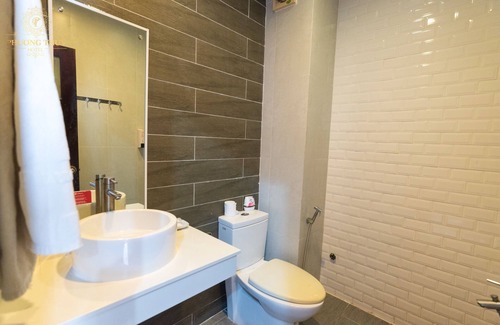 Linh Trung IEPZ Hotel | Phuong Thuy Hotel Thu Duc near QL13
