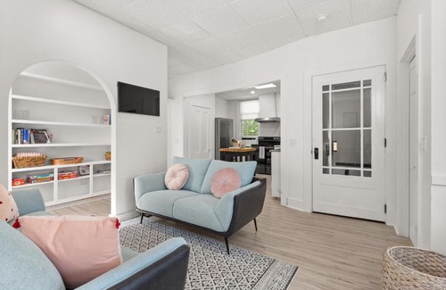 Bar Harbor Apartamento | Physician's Loft - in the Heart of Town