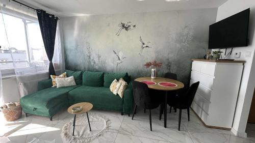 Pila Apartamento | Piła- balkon-3 osoby-2 łóżka-przytulny apartament