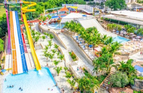 Prive das Caldas Apartamento | Piazza diRoma com acesso ao Acqua Park- Temporada CN