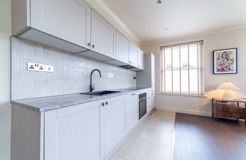 St. Johns Wood Apartamento | Picasso Serviced Apartment, Brand New, London