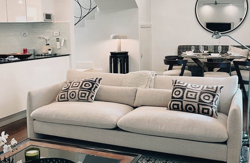 Rose Bay Casa | Picasso Villa - Perfect Holiday Home in Rose Bay