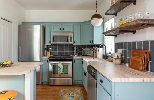 Cabbagetown Casa | Piccadilly Circus by Minty Living