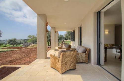 Patu Casa | Piccante Deluxe Seaview by LoveSud