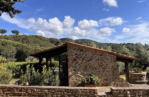 Castagneto Carducci Cabaña | "Piccola" pequeña casa, el jardín, vistas al mar limpio, 6 km al mar
