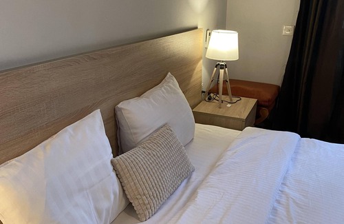 Vake Hotel | Piccolo Casa Bella Hotel