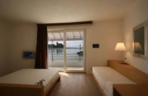 Lerici Hotel | Piccolo Hotel Del Lido