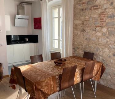 San Felice del Benaco Apartamento | Piccolo Palazzo