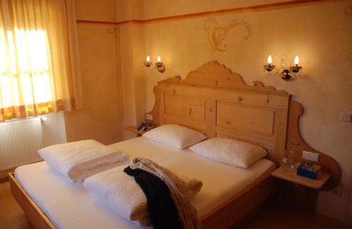 San Candido Hotel | Piccolohotel Tempele Garni