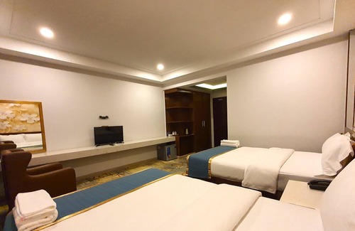 Mittakpheap Hotel | Pich Lisa Hotel and Restaurant