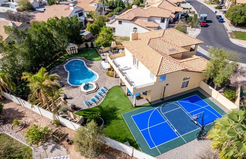 Mesa Casa | Pickleball, Heated Pool, Spa, Arcade, Pool Table