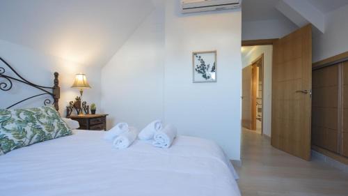 Provincia de Toledo Apartamento | Pico Limón - Living Toledo