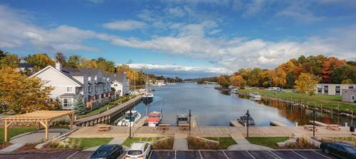 Prince Edward Hotel | Picton Harbour Inn