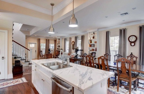 Flamingo Parks Villa | Luxury 3 Bedroom Villa with Communal Pool, West Palm Beach Villa 1848