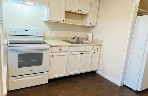 Ludowici Casa | Picturesque and Peaceful Tiny House Nestled in Ludowici Ga.