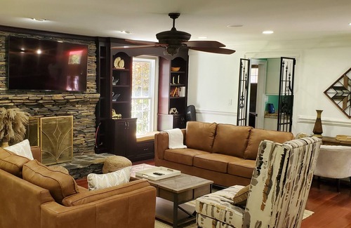 Chester County Cabaña | Picturesque home with amazing landscape, lots of outdoor fun!