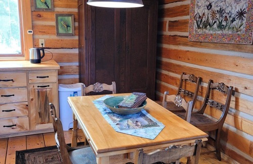 Cody Cabina | Picturesque Mountain Cabin