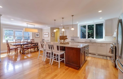 South Orleans Casa | Piece of Paradise: 054-OL Magnificent Orleans Estate w/Pool, Tennis, Assoc. Beach on Pleasant Bay