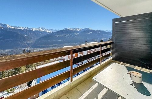 Randogne Apartamento | Pied-à-terre in Crans-Montana, pool and view - Swi